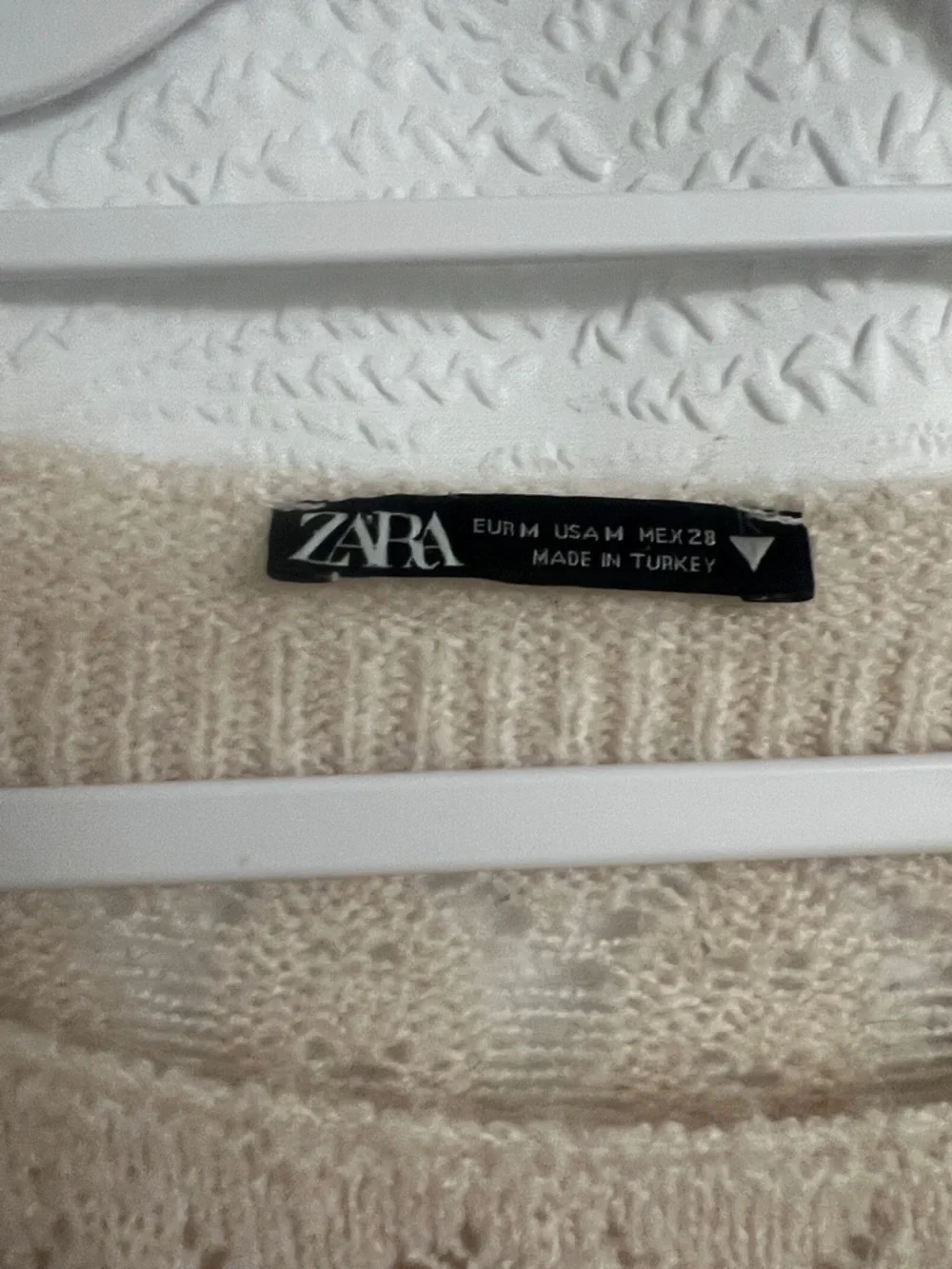 Zara Womens Cream Open Knit Pointelle Scoop Neck Cropped Sweater Size Medium - Picture 2 of 11